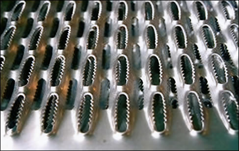 Stainless Steel Safety Grip Grating Perforated Diamond Flooring